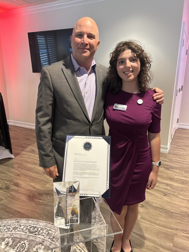 Craig Flagler Palms Area Manager Sal Passalaqua Receives Prestigious Service Excellence Award