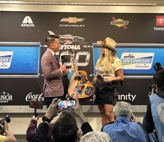 Fastest Girl In Town Miranda Lambert to Open The Great American Race