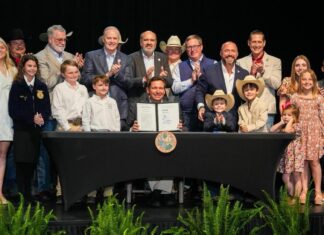 Governor Ron DeSantis Signs Florida Farm Bill